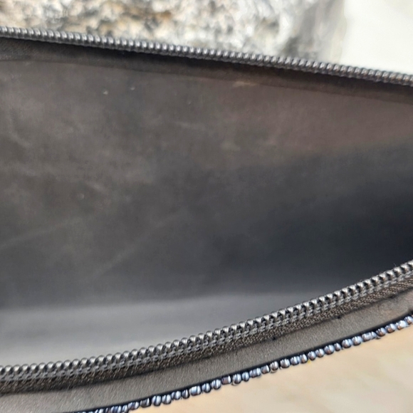 Handbeaded Blue White Yellow Diamonds Native American Zip Closure Medium Clutch - Picture 10 of 10